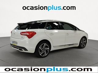 DS DS5 BlueHdi 180 Style EAT6 133 kW (181 CV)