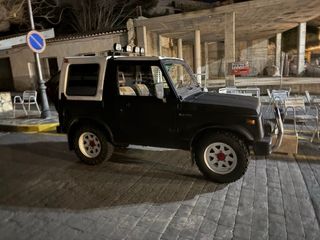 Suzuki Samurai 1990