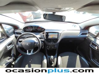 Peugeot 208 PureTech 82 Style 60 kW (82 CV)