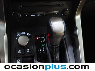 Lexus NX 300h Executive 4WD + Navibox 145 kW (197 CV)