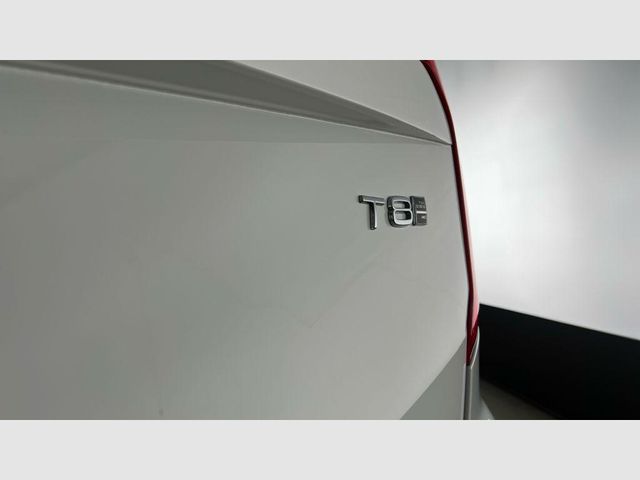 Volvo XC90 2.0 T8 AWD Business Plus Auto