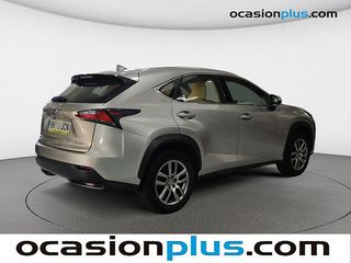 Lexus NX 300h Executive 4WD + Navibox 145 kW (197 CV)