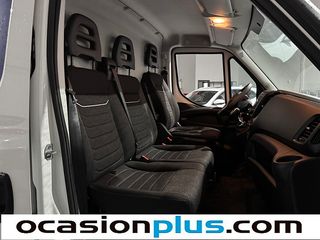 Iveco Daily Furgon 35S 16 V 3520L/H2 Auto 115 kW (156 CV)