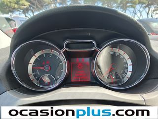 Opel Adam 1.4 XEL Glam 64 kW (87 CV)