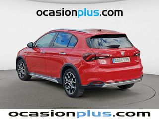 Fiat Tipo 1.5 Hybrid Cross DCT 97 kW (130 CV)