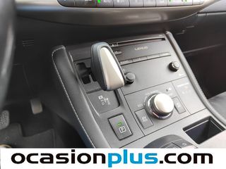 Lexus CT 200h Executive Tecno 100 kW (136 CV)