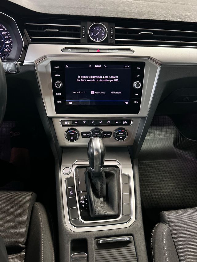 VOLKSWAGEN Passat Advance 1.6 TDI 88kW(120CV) DSG Variant