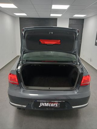 VOLKSWAGEN Passat 2.0 TDI 140 DSG Advance BlueMotion Tech