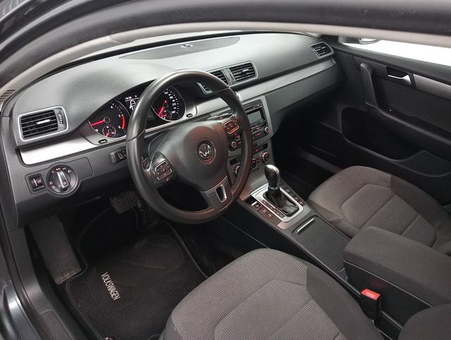 VOLKSWAGEN Passat 2.0 TDI 140 DSG Advance BlueMotion Tech