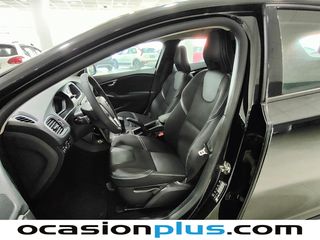 Volvo V40 2.0 D3 Momentum 110 kW (150 CV)