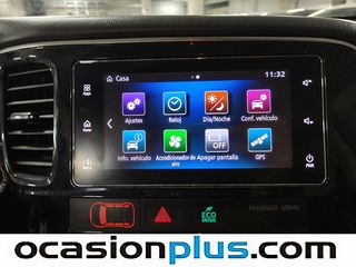 Mitsubishi Outlander 200 MPI Motion 2WD CVT 110 kW (150 CV)