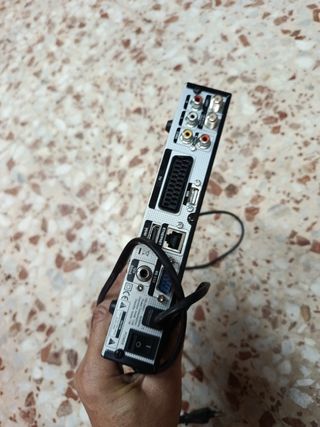 Receptor SAB Titan HD - HDMI