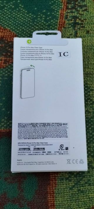 Fundas iPhone 14 Pro Max + Protectores