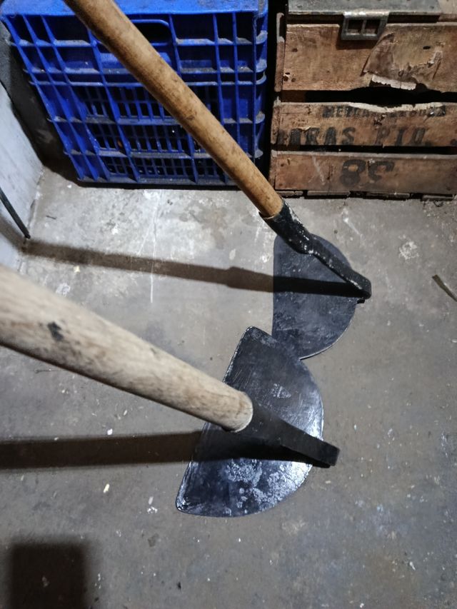 Lote palas: 8 palas + 2 medialunas + 1 escobón