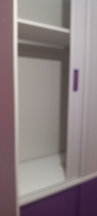 Vendo dormitorio juvenil blanco y morado