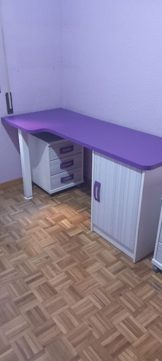Vendo dormitorio juvenil blanco y morado
