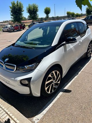 BMW i3 94Ah (33 kWh, 170 CV)