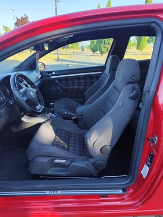 Volkswagen Golf 2007