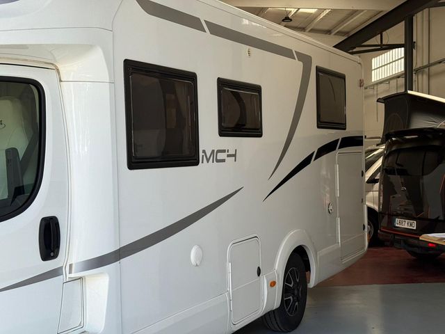 FIAT Ducato 2022 Autocaravana Mclouis 4 379 2022