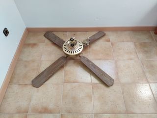 Ventilador techo madera dorado con luz