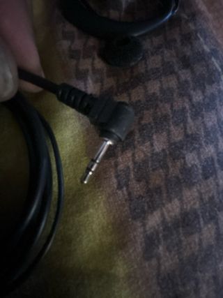 Pinganillo HYT - Auricular con micrófono