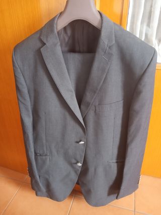 Traje gris Peter Murray