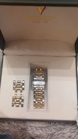 Reloj Viceroy. Modelo 40905,bicolor dorado plata. 