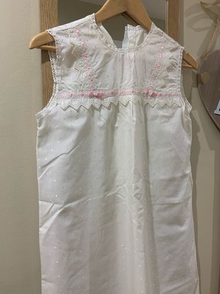 camison niña blanco y rosa