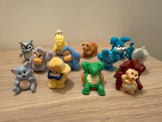 12 Sorpresine Kinder Animali