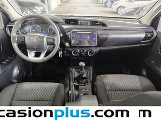 Toyota Hilux 2.4 D-4D Doble Cabina GX 110 kW (150 CV)
