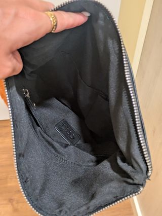 Bolso piel bicolor negro-naranja