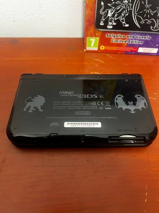 New Nintendo 3DS XL Solgaleo Lunala