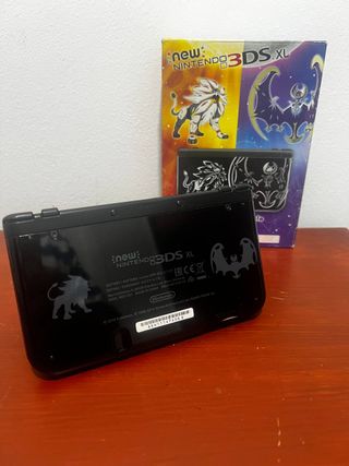New Nintendo 3DS XL Solgaleo Lunala