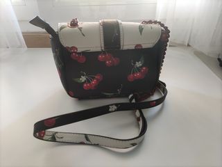 Bolso negro y blanco - Cerezas. Nuevo