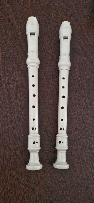 2 Flautas dulce soprano cada una 2€