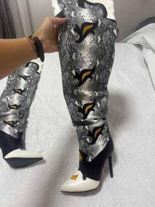 Botas altas serpiente tacón
