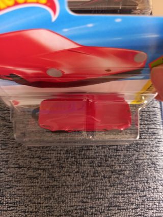 Hot Wheels Porsche 911 Carrera rossa