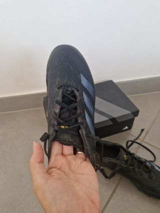 Scarpe da calcio tacchetti Adidas Predator tg.40