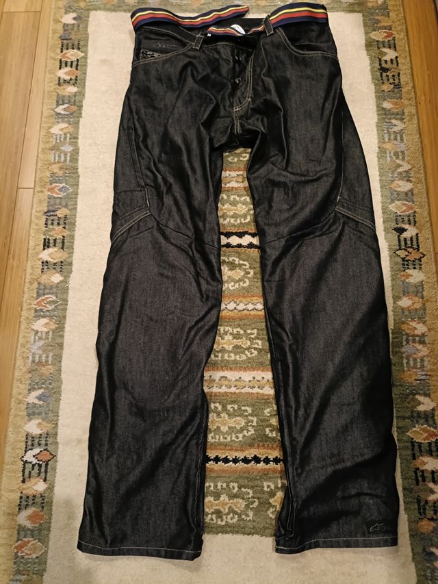 2 Vaqueros moto con protecciones