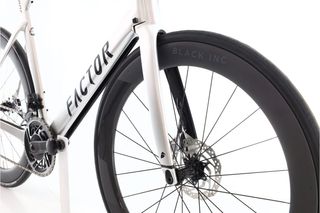 Bicicleta Factor One AXS 12V talla 58 Reacondicionada