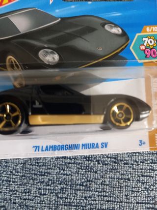 Hot Wheels Lamborghini Miura SV