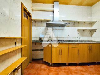 Local comercial en venta en El Castell-Poble Vell en Castelldefels