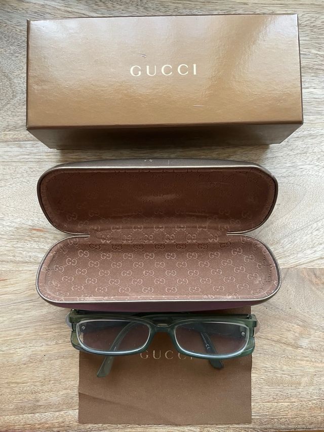 Gafas Gucci verdes - con caja y funda