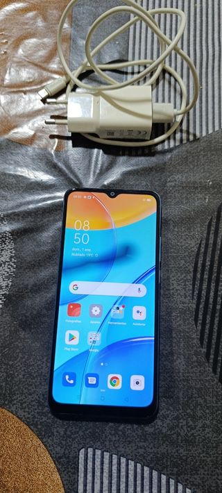 OPPO a15 (32 GB) - 3 GB di RAM