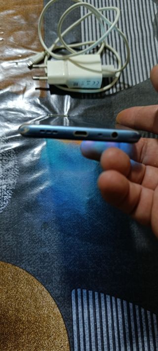 OPPO a15 (32 GB) - 3 GB di RAM