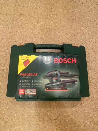 Magnifica lijadora Bosch PSS 250 AE. Regalo 18 ho.