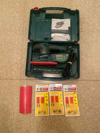 Magnifica lijadora Bosch PSS 250 AE. Regalo 18 ho.