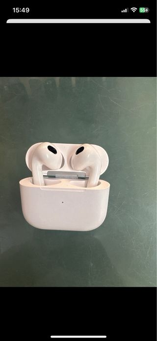 Estuche AirPods 3 - Estuche Blanco. No carga.