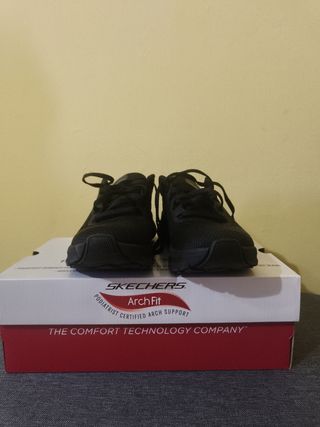 Zapatillas Skechers ArchFit negras