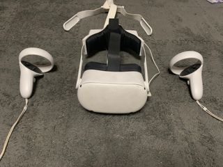 Oculus Quest 2 VR Headset